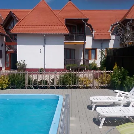 Lägenhet Apartman Klaudia Balatongyörök