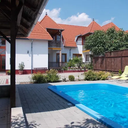 Lägenhet Apartman Klaudia Balatongyörök