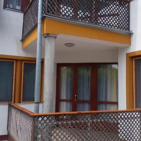 Apartman Klaudia * Balatongyorok